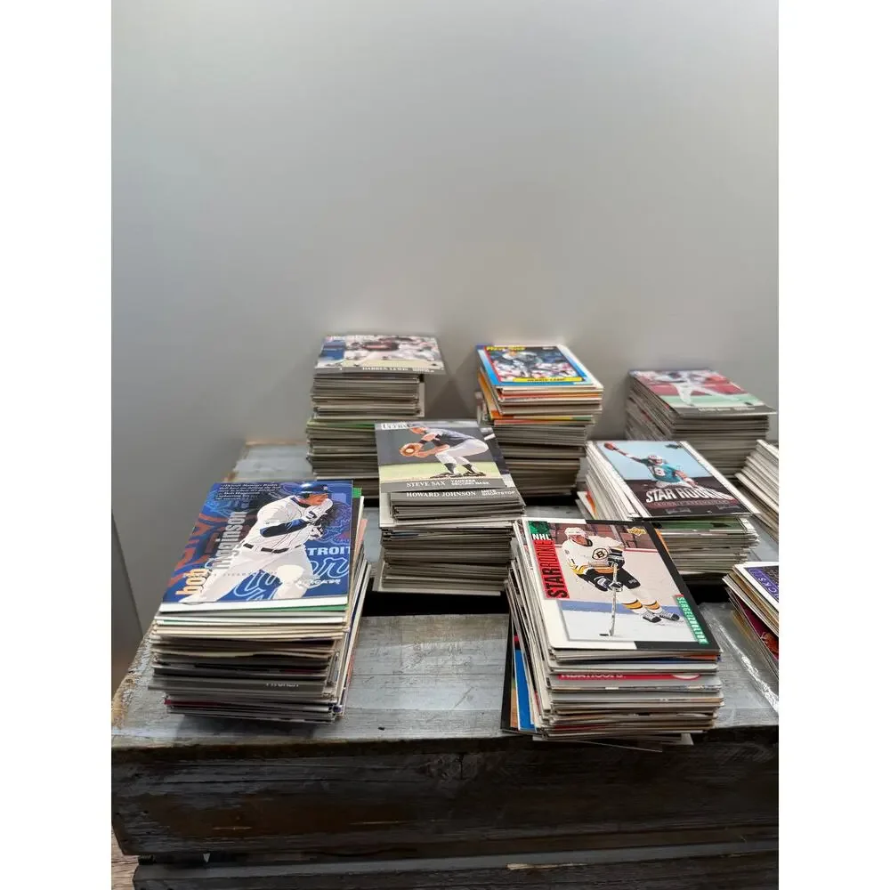 Huge Sport Trading Card Lot-Baseball Football Hockey Basketball Topps Upper Deck